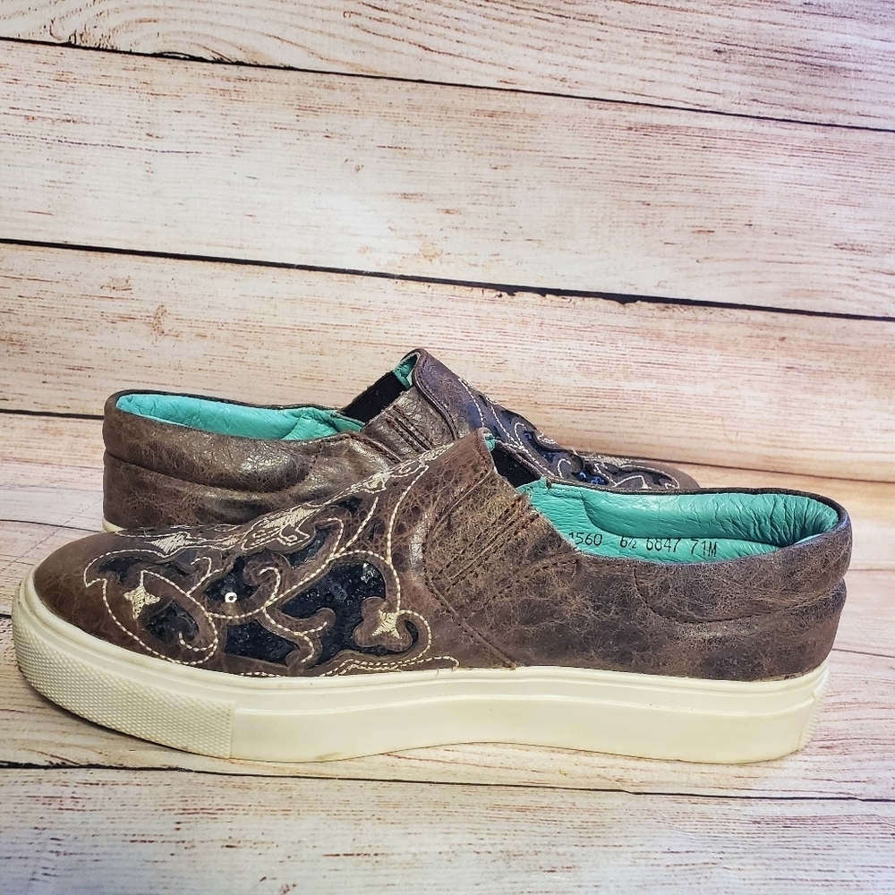 Corral Womens size 6.5 Brown with Black Sequin Inlay & Embroidery Sneakers E1560 - Picture 7 of 12
